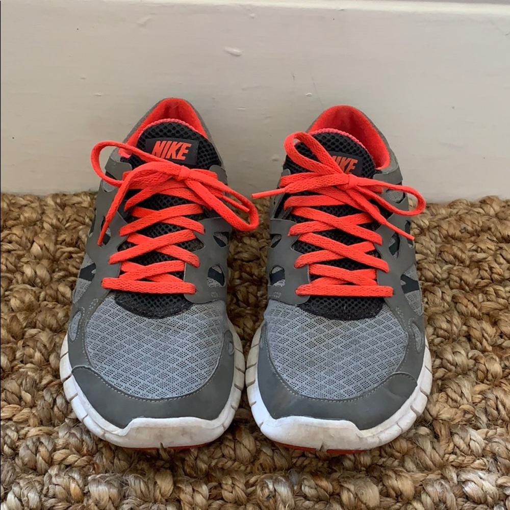 Nike Free Run 2 Sneaker